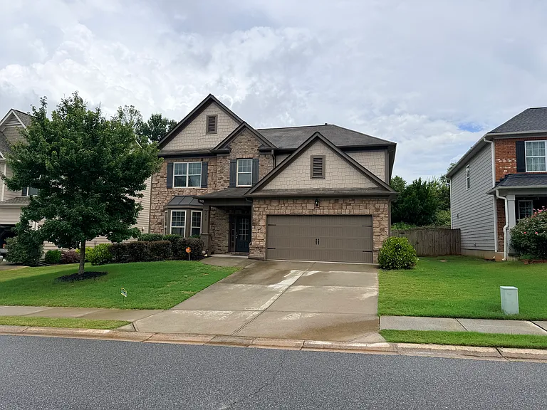 3830 Cordova Ln — Photo 2