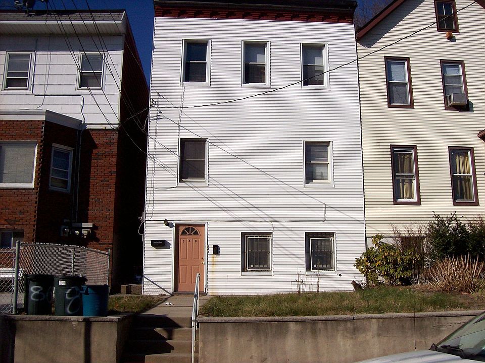 1st image of 868 Van Duzer St
