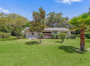 304 E Noble Ave, Bushnell, FL 33513