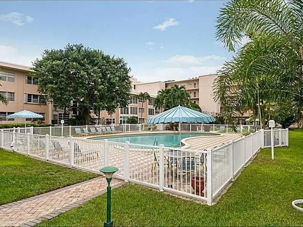 1481 S Ocean Bl #228B, Lauderdale By The Sea, FL 33062