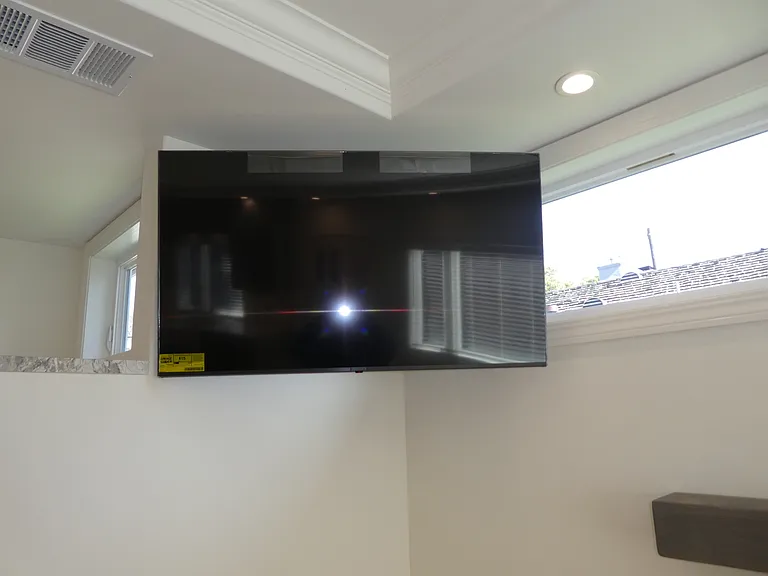 New flat screen TV included