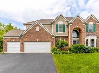 1430 McClellan Ct, Lindenhurst, IL 60046