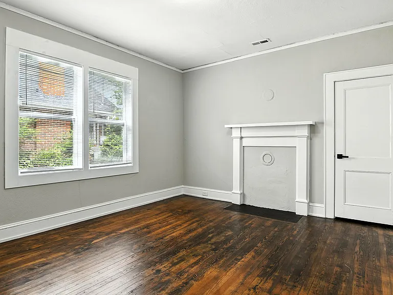 610 F Ave SE — Photo 12