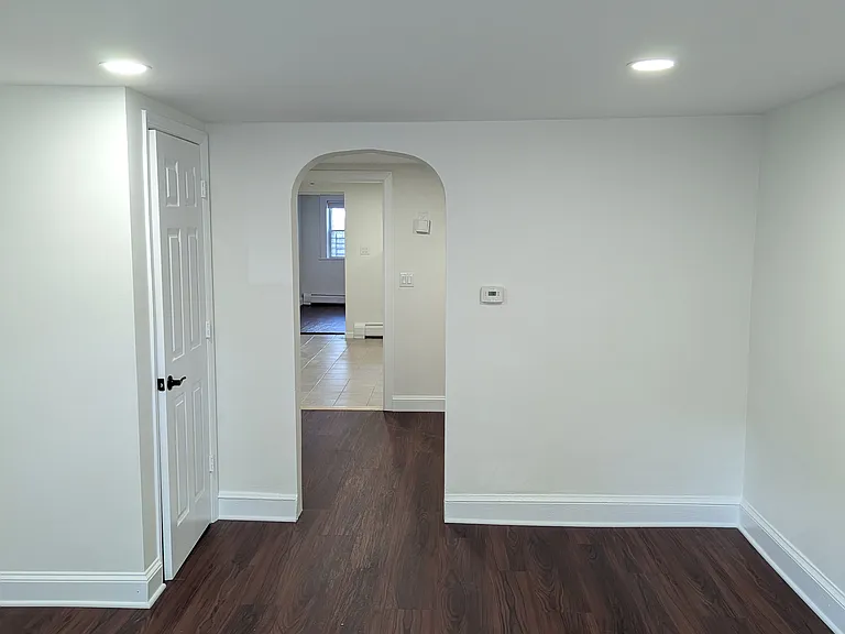 62 Reservoir Ave #1 — Photo 2