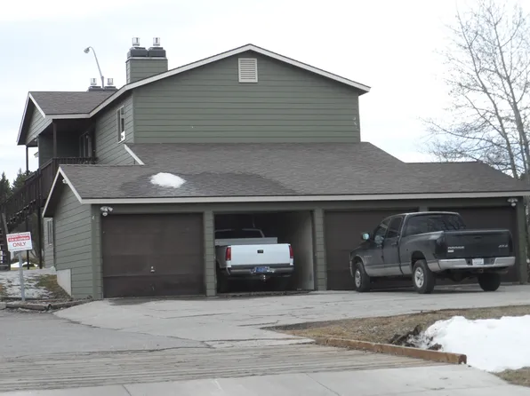 4 Hoffman Dr APT 1, Bozeman, MT 59715