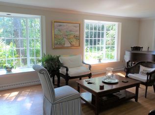 87 Overlook Dr, Centerville, MA 02632