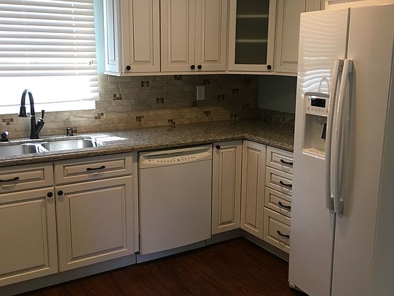4th image of 6581 Clara Lee Ave