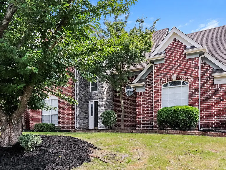1161 Red Fern Cir E — Photo 4