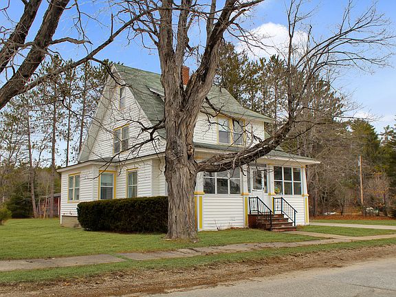 3rd image of 74 Summer Street
