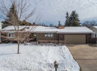 1100 N Bay Ridge Rd, Appleton, WI 54915