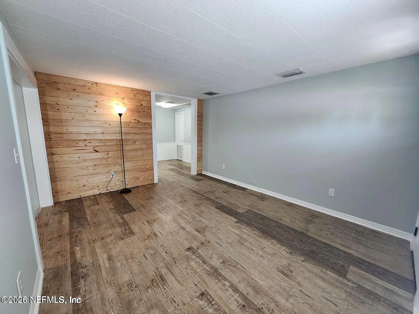 2 bed, 1.0 bath, 900 sqft, $2,200 — Photo 3
