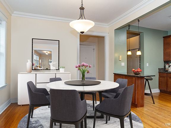 4th image of 5217 N Winchester Ave #2S