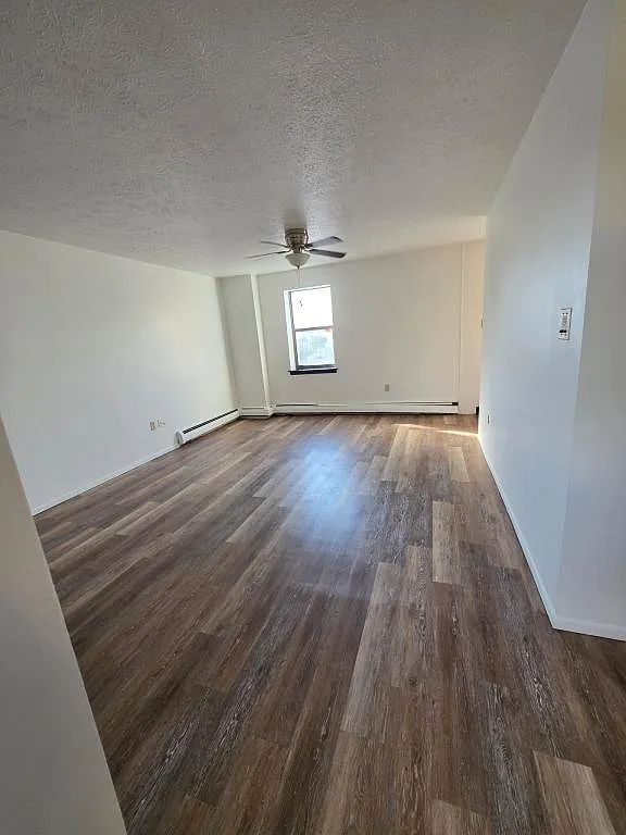 Building Photo - 1812 S Braddock Ave #302