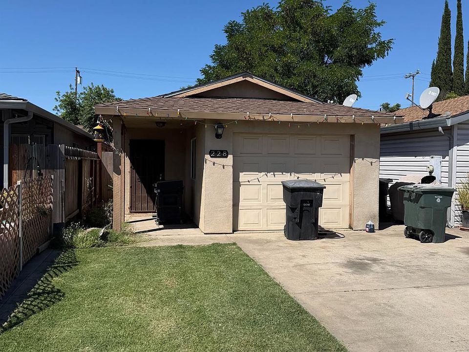 1st image of 228 N 5th Ave