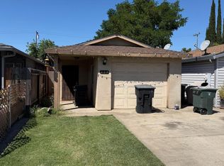 228 N 5th Ave, Oakdale, CA 95361