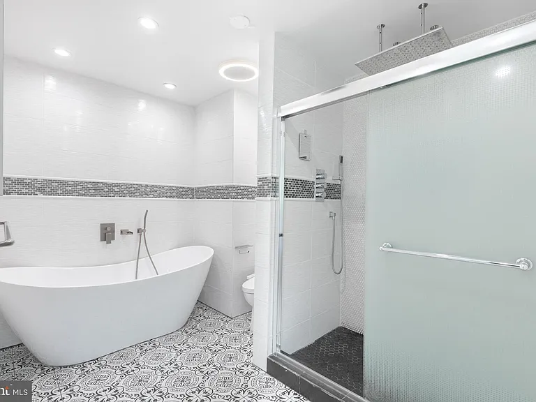 820 Ridge Dr — Photo 15
