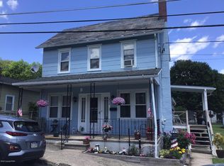 216 N Franklin St, Pen Argyl, PA 18072