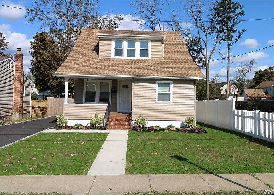 1st image of 17 Lincoln Ave