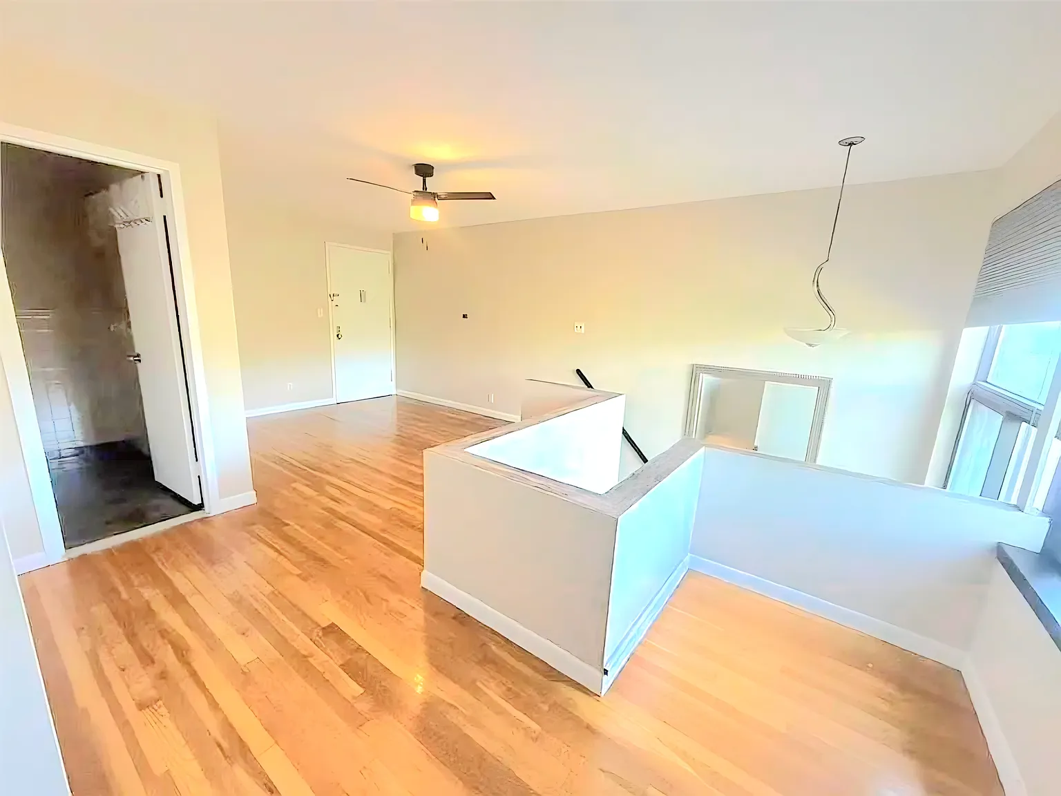 1 bed, $2,200 — Photo 2