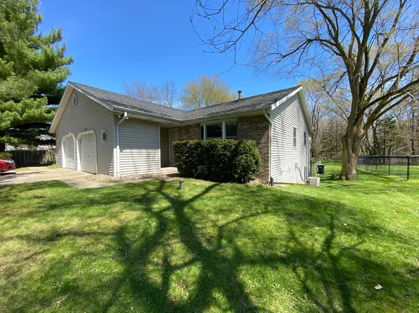 10143 Portage Rd, Portage, MI 49002