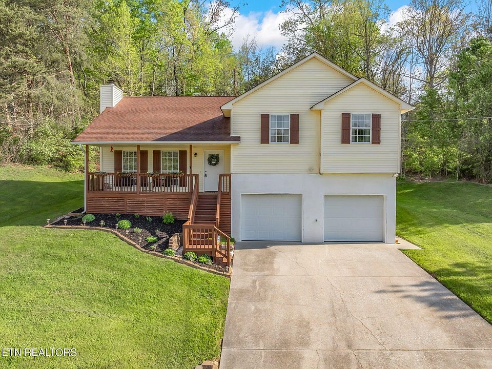 1st image of 6812 Silent Brook Ln
