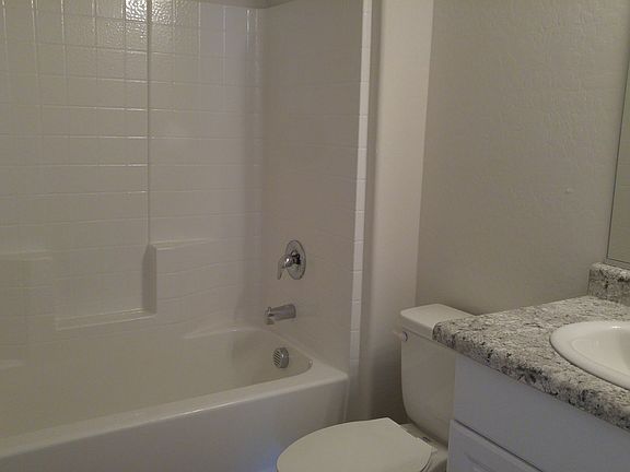 3rd image of 1839 N Saint Francis Pl
