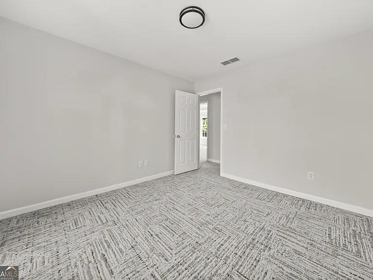 990 Lilac Arbor Rd — Photo 15