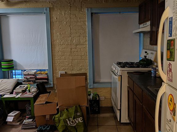 5th image of 1036 N Marshfield Ave APT Bsmt