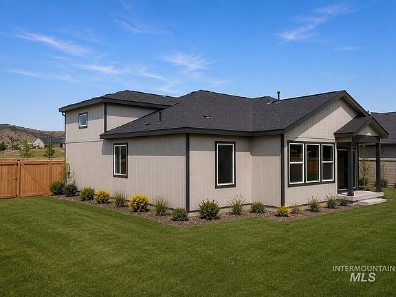 4th image of 300 NE Greystone Loop