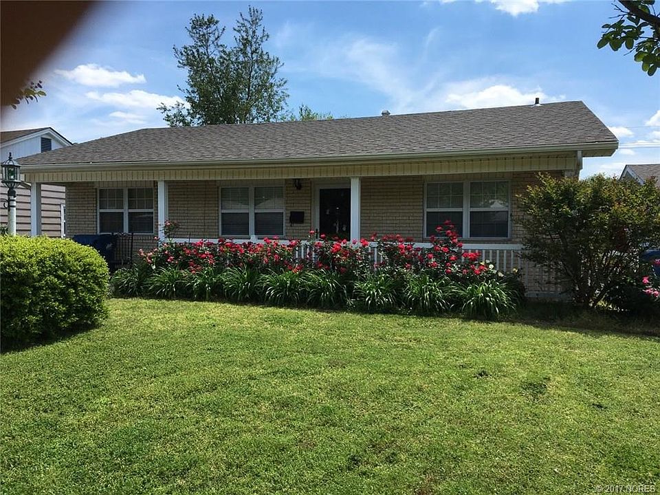 1st image of 208 W Taylor Ave