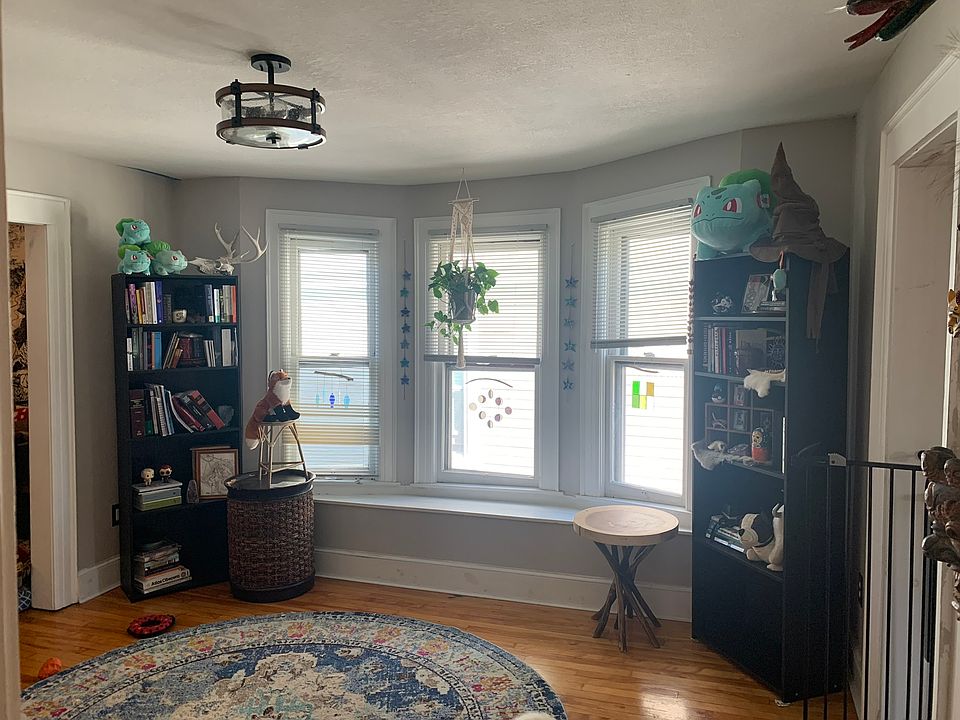 1st image of 431 Tompkins St #3