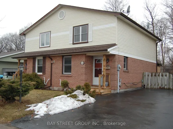 1122 Central Park Blvd N, Oshawa, ON L1G 7G8