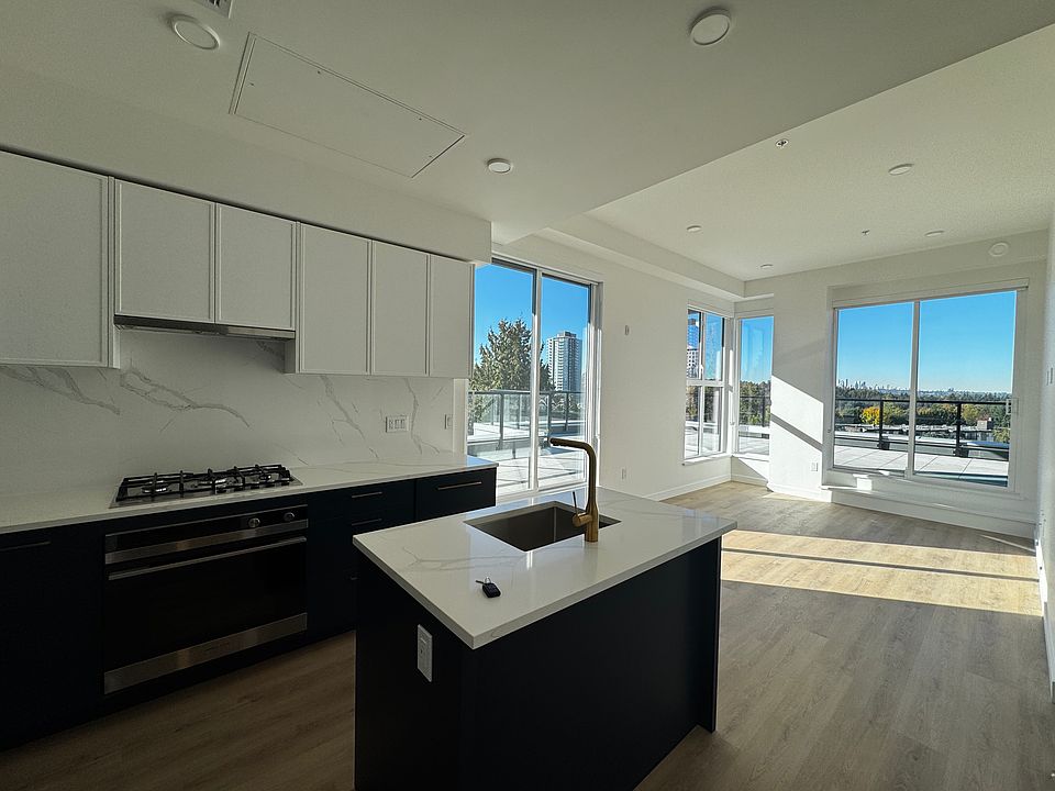 1st image of 375 Clayton St #503
