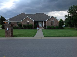105 Willow Cv, Paducah, KY 42003
