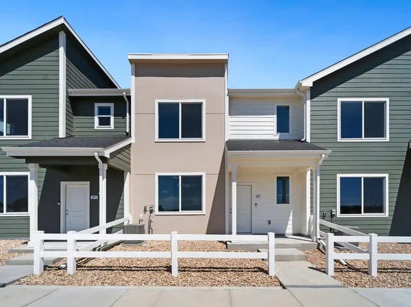 3917 Green Ct, Evans, CO 80620