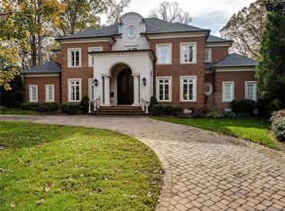2513 Red Fox Tl, Charlotte, NC 28211