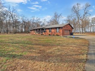 2156 Poor Farm Rd, Murray, KY 42071