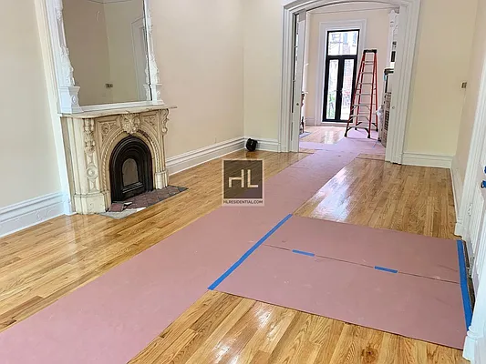 Rented by Highline Residential | media 23