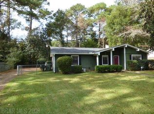 136 Cherryhill Dr, Daphne, AL 36526