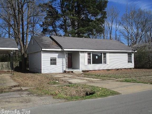 3rd image of 303 W 26th Ave