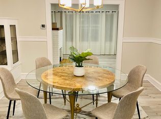 9700 Baltic Rd, Cleveland, OH 44102