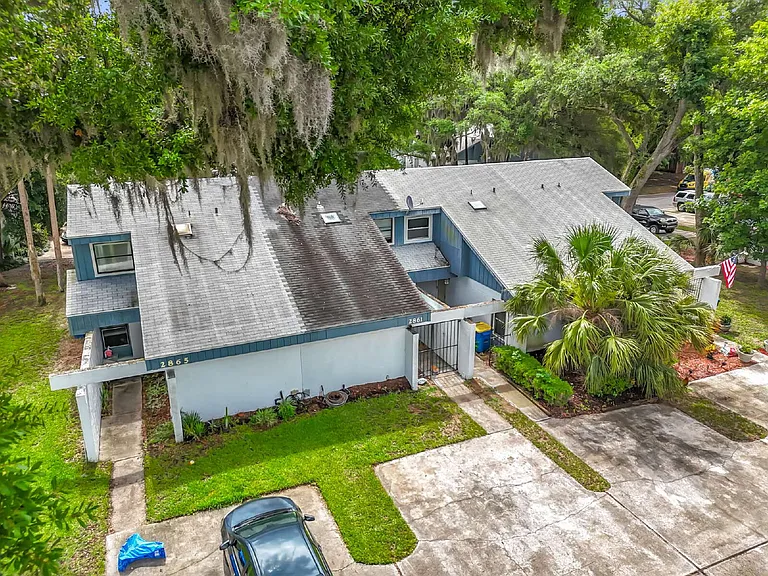 2857 Wonderwood Ln — Photo 36