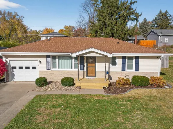 1136 4th Ave N, Clinton, IA 52732