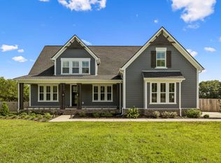 2100 Hamilton Chambers Rd, Lebanon, TN 37087