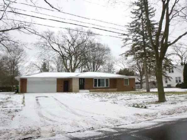 2614 Jefferson Ave, Midland, MI 48640