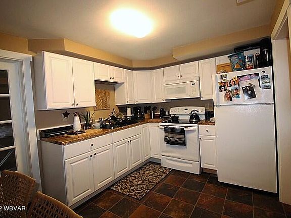 5th image of 2095 Meadow Ln #2097