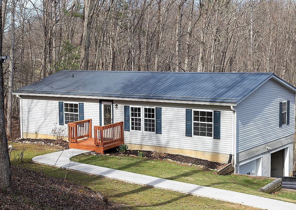 1st image of 680 Mount Pleasant Rd