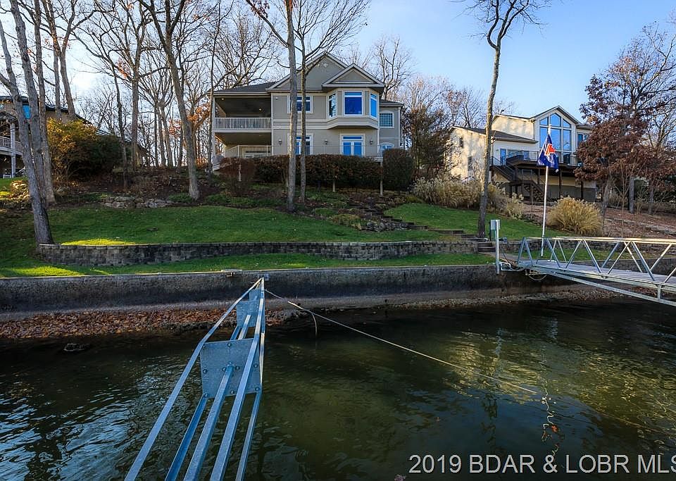 1st image of 20 Greystone Ct