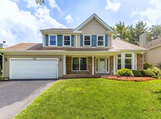 1425 Winston Dr, Buffalo Grove, IL