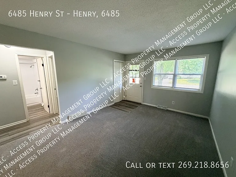 6485 Henry St #HENRY 6485 — Photo 2